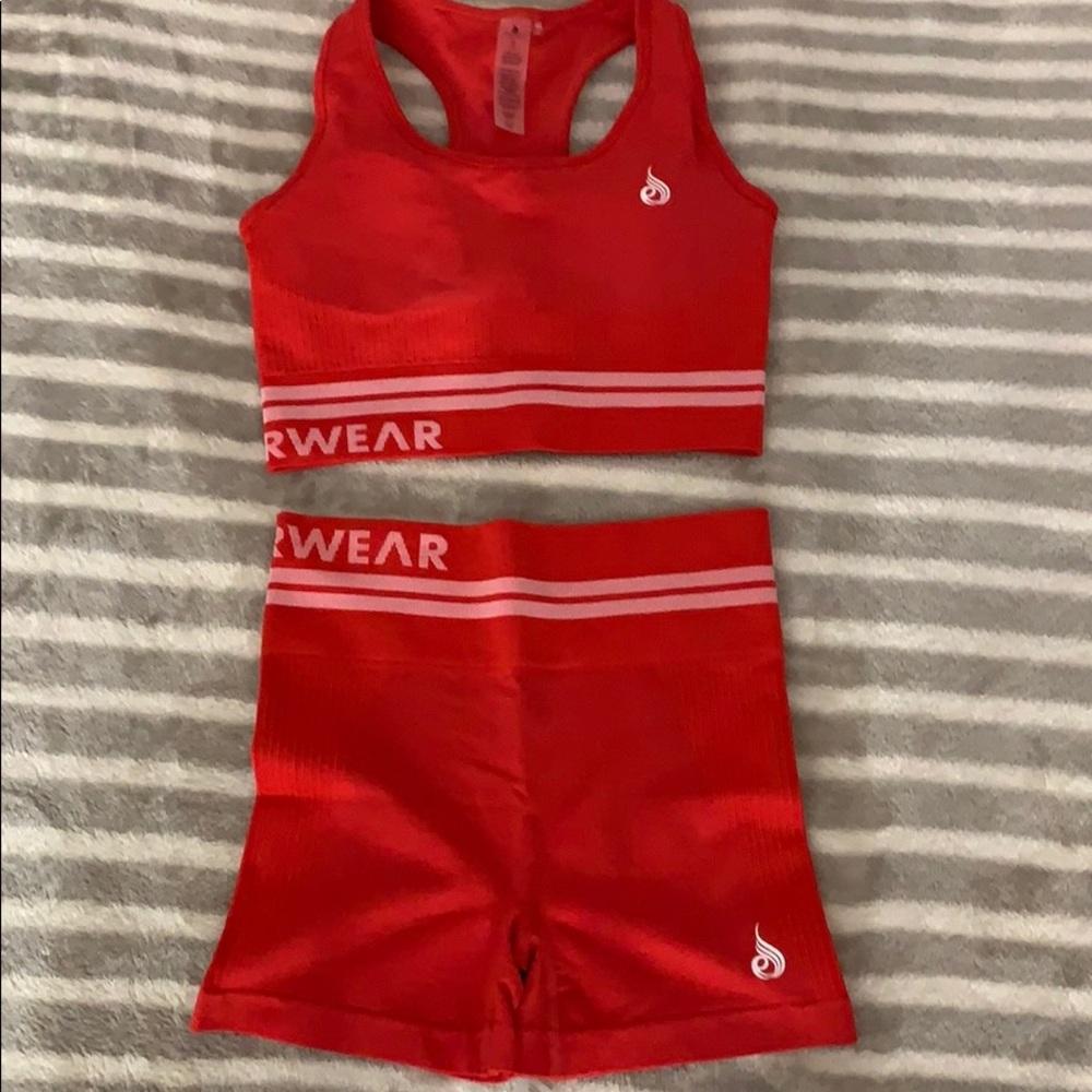 NWOT Ryderwear Freestyle Seamless Set